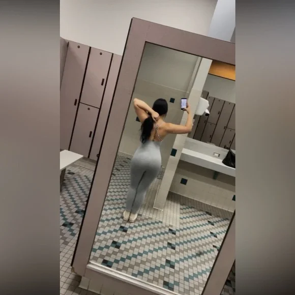 Forever 21 Light Gray Knit Jumpsuit - Picture 3 of 4